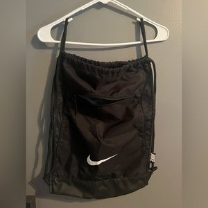 Nike drawstring bag